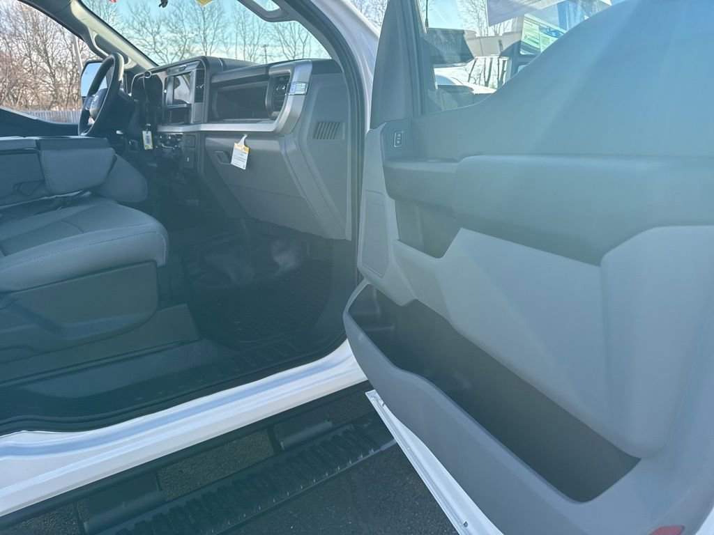 New 2026 Ford F250 XL w/ FX4 Off-Road Package image 14
