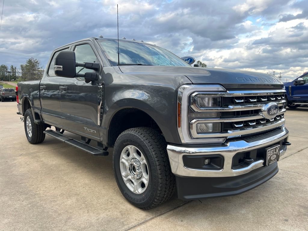 New 2026 Ford F250 XLT w/ XLT Premium Package