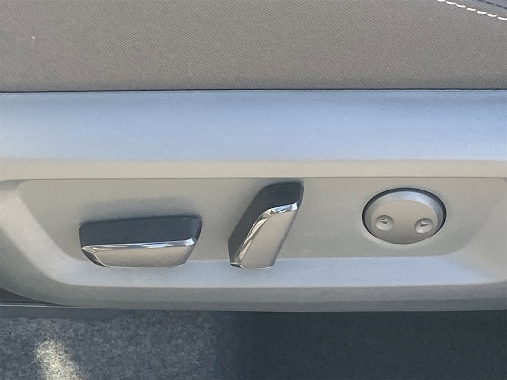 New 2026 Nissan Rogue SV image 16