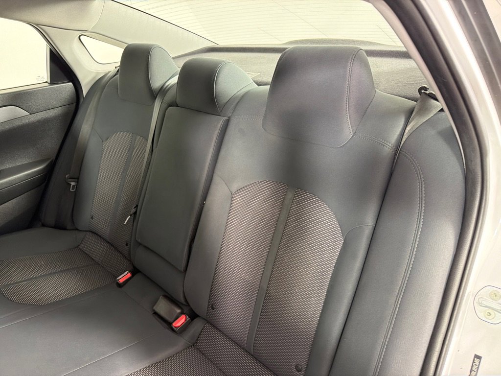 Used 2019 Hyundai Sonata SE FWD image 18