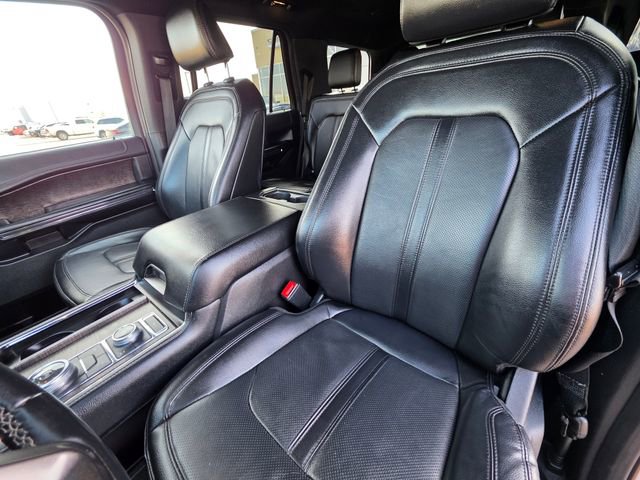 Used 2021 Ford Expedition Limited image 24