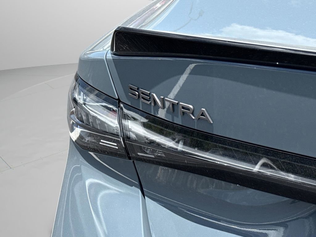 New 2026 Nissan Sentra SR w/ SR Premium Package FWD image 44