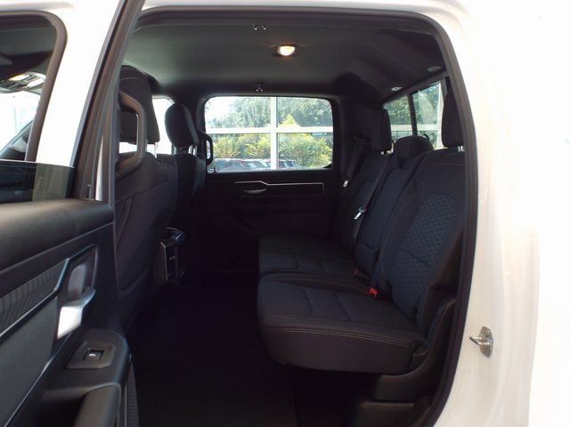 New 2026 RAM 1500 4x4 Crew Cab image 21