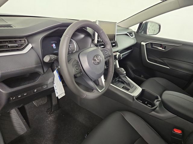 Used 2025 Toyota RAV4 XLE Premium image 13