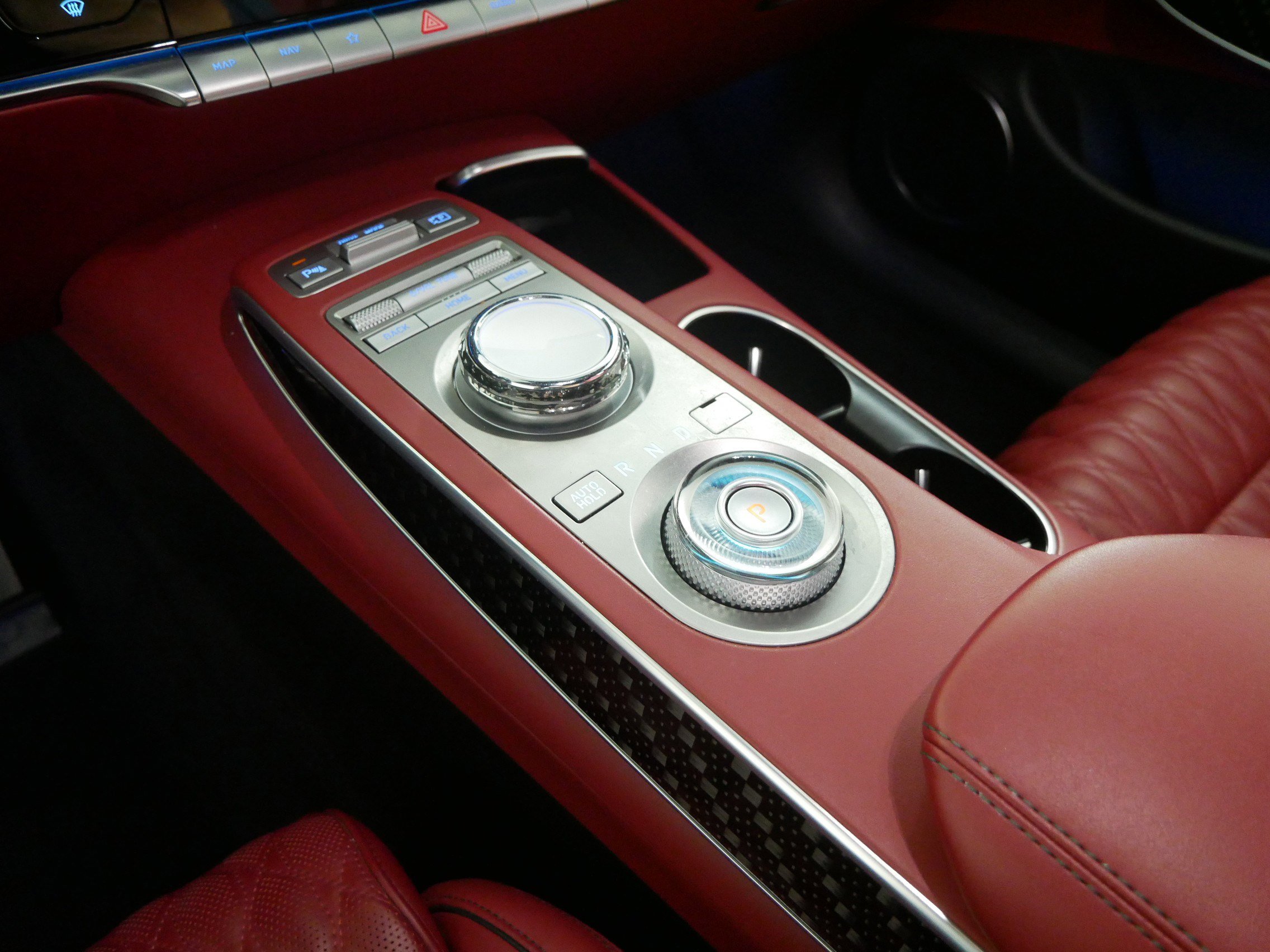 Used 2023 Genesis GV70 3.5T Sport w/ Sport Prestige Package image 24