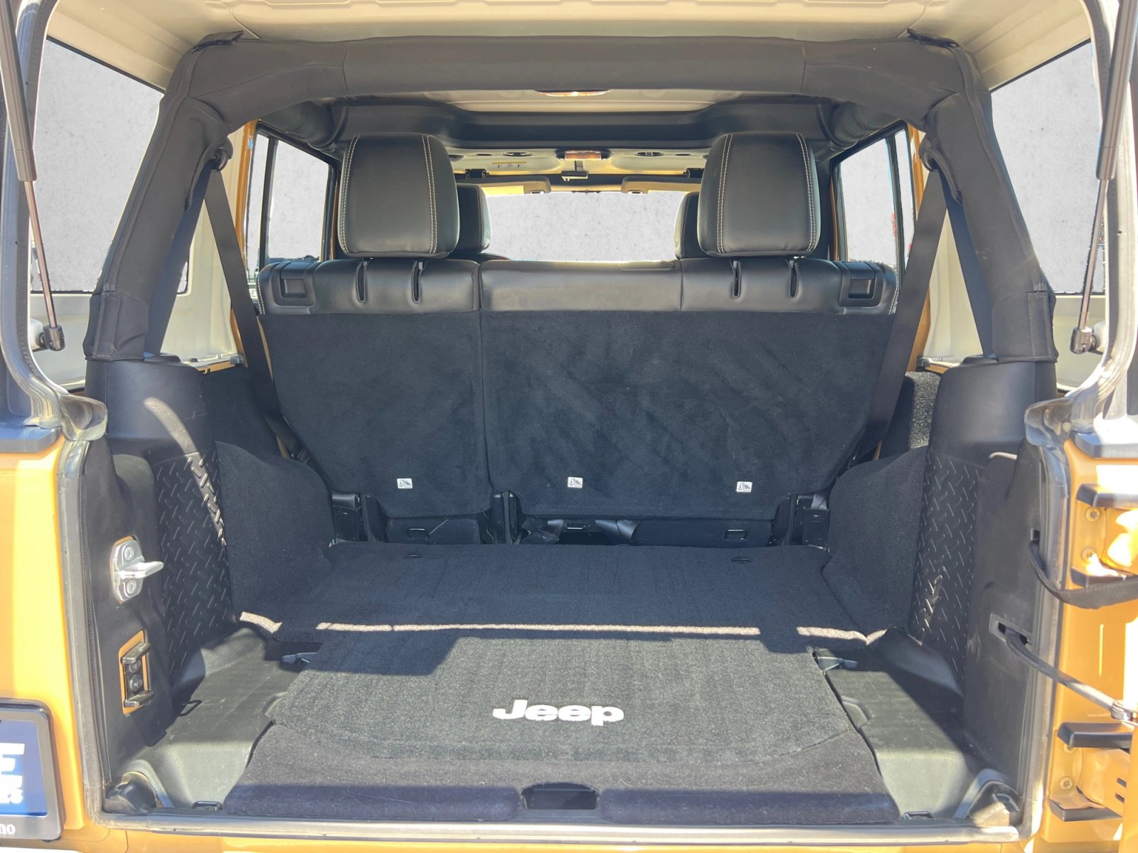Used 2014 Jeep Wrangler Unlimited Sport AWD/4WD image 23