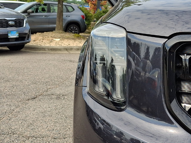Certified 2025 Kia Telluride SX Prestige X-Line AWD/4WD image 11