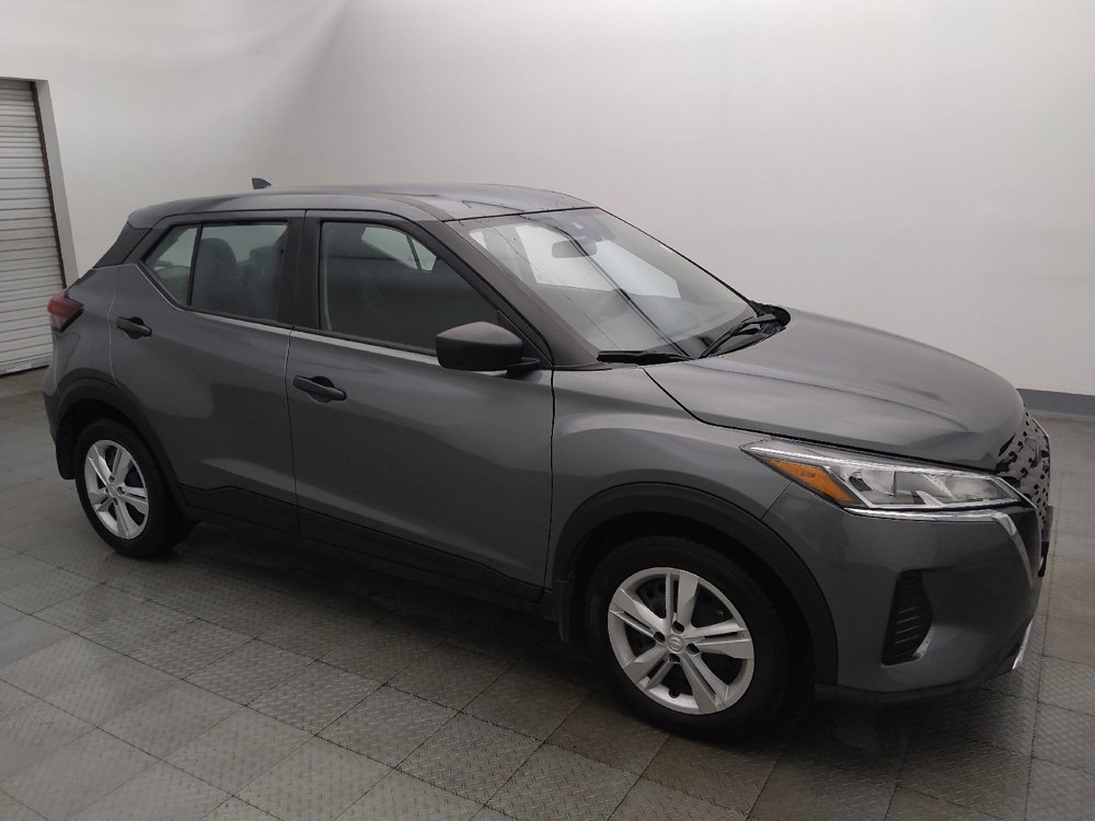 Used 2024 Nissan Kicks S FWD image 11