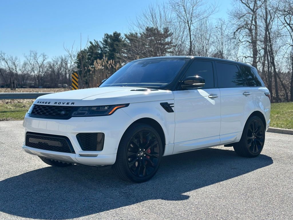 Used 2022 Land Rover Range Rover Sport HST image 3