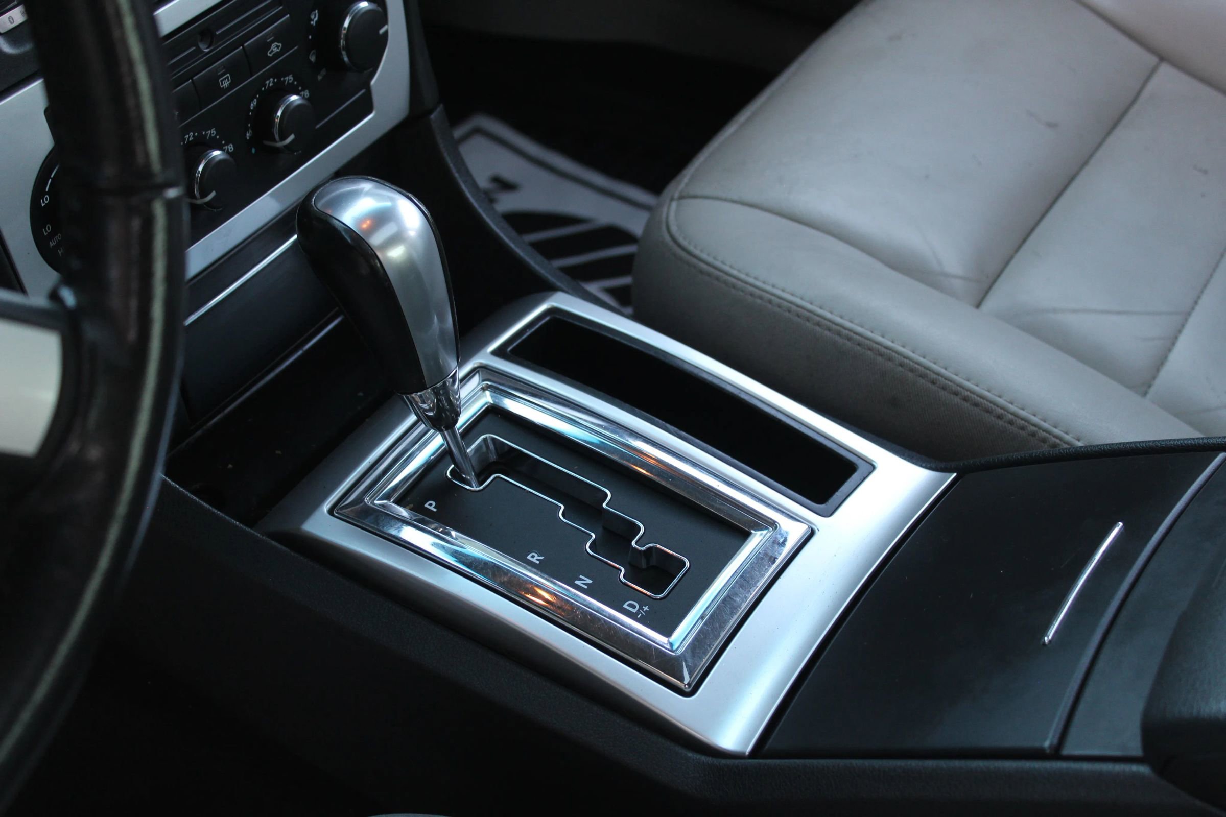 Used 2006 Dodge Charger R/T w/ Convenience Group II image 23