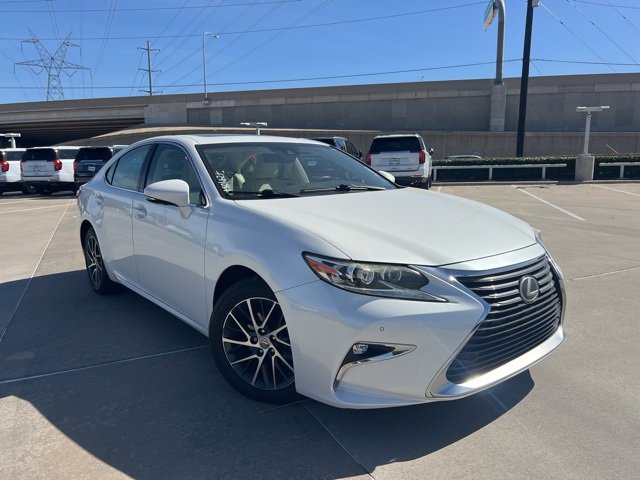 Used 2017 Lexus ES 350 image 2
