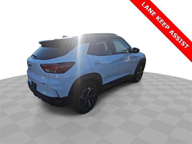 Used 2023 Chevrolet TrailBlazer RS w/ Sun and Liftgate Package image 8