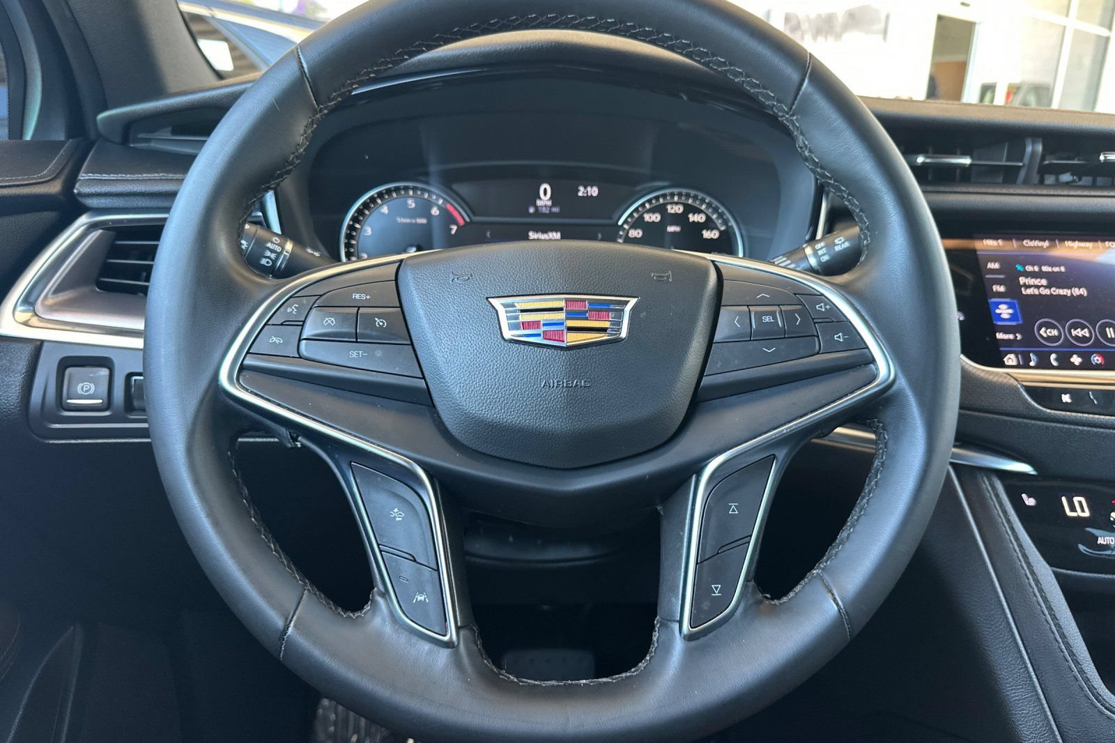 Certified 2024 Cadillac XT5 Luxury FWD image 31