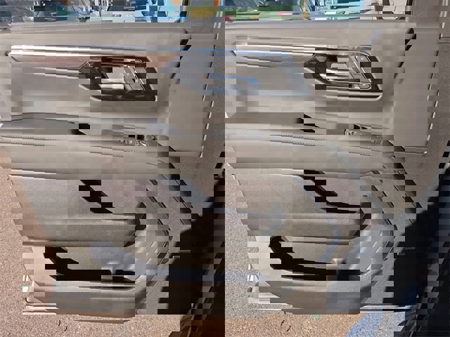 New 2026 Chevrolet Tahoe LT w/ Comfort Package image 18