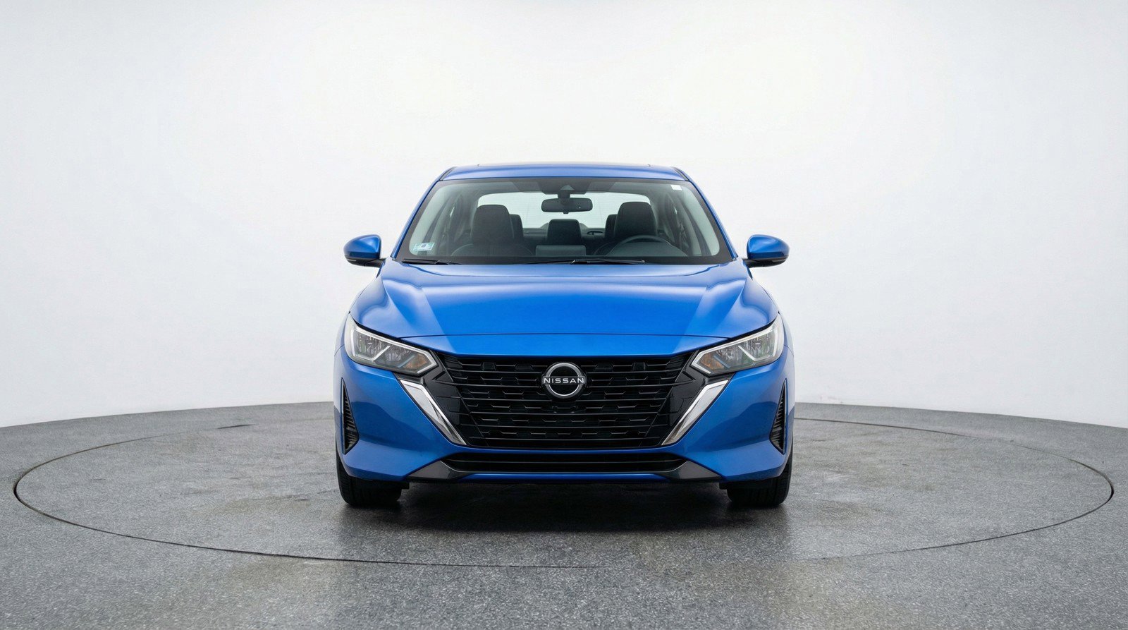 Used 2025 Nissan Sentra SV image 2