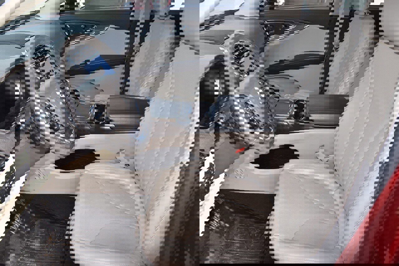 Used 2019 Lincoln Nautilus Reserve image 9