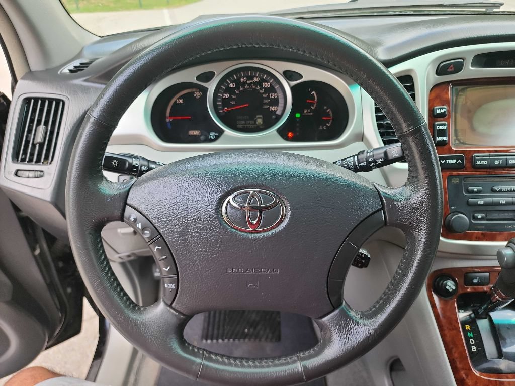 Used 2006 Toyota Highlander Limited AWD/4WD image 19