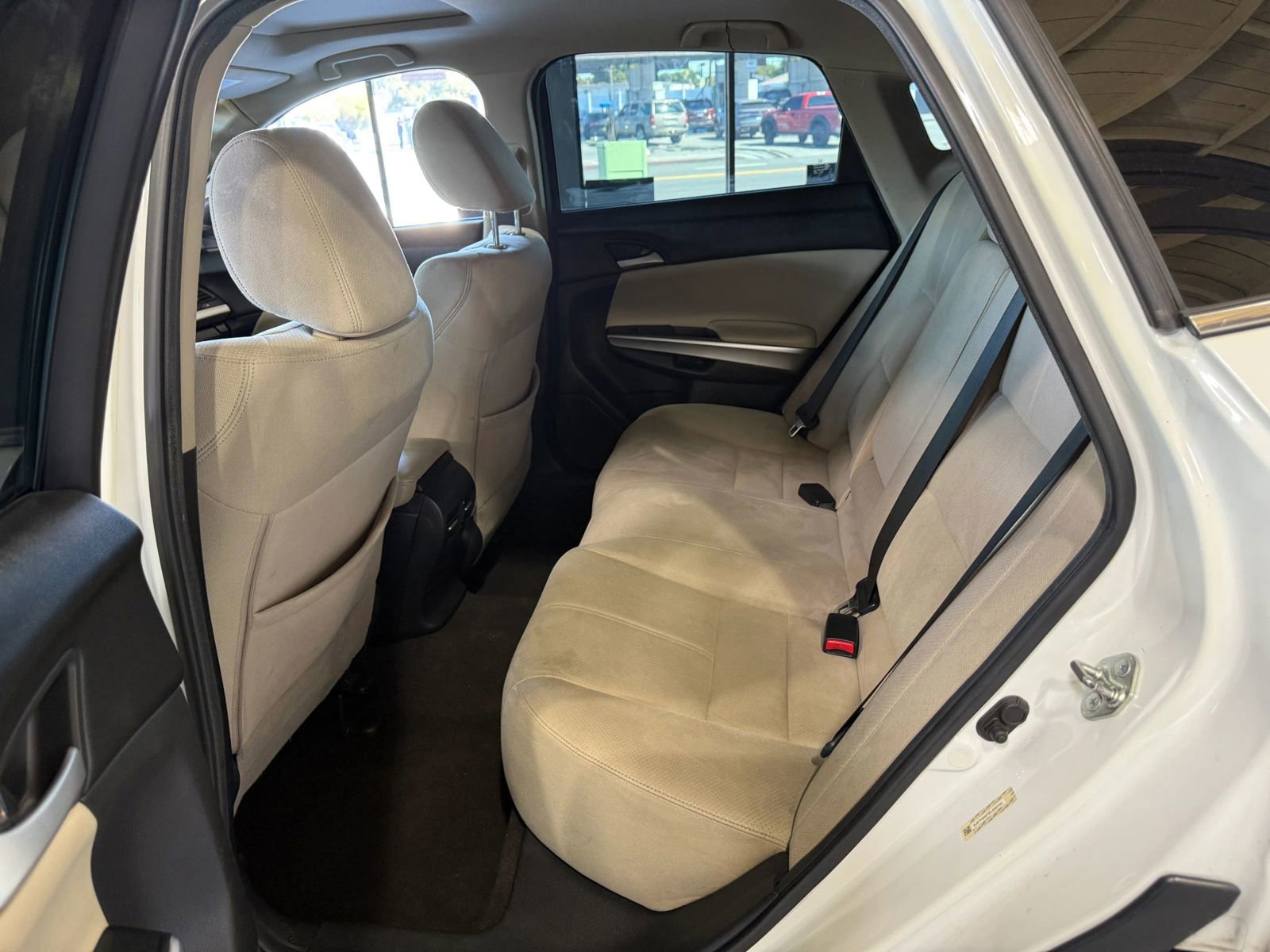 Used 2013 Honda Crosstour EX image 8