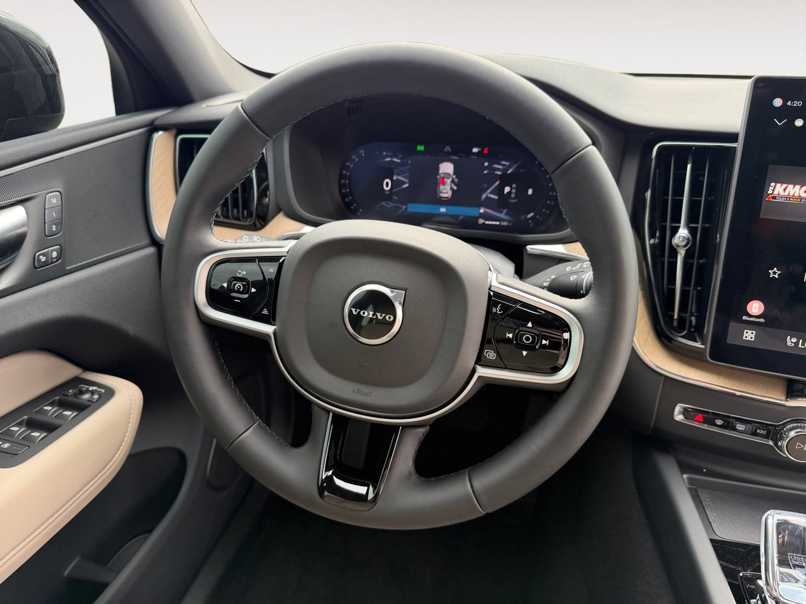 New 2026 Volvo XC60 B5 Plus w/ Protection Package Premier AWD/4WD image 12