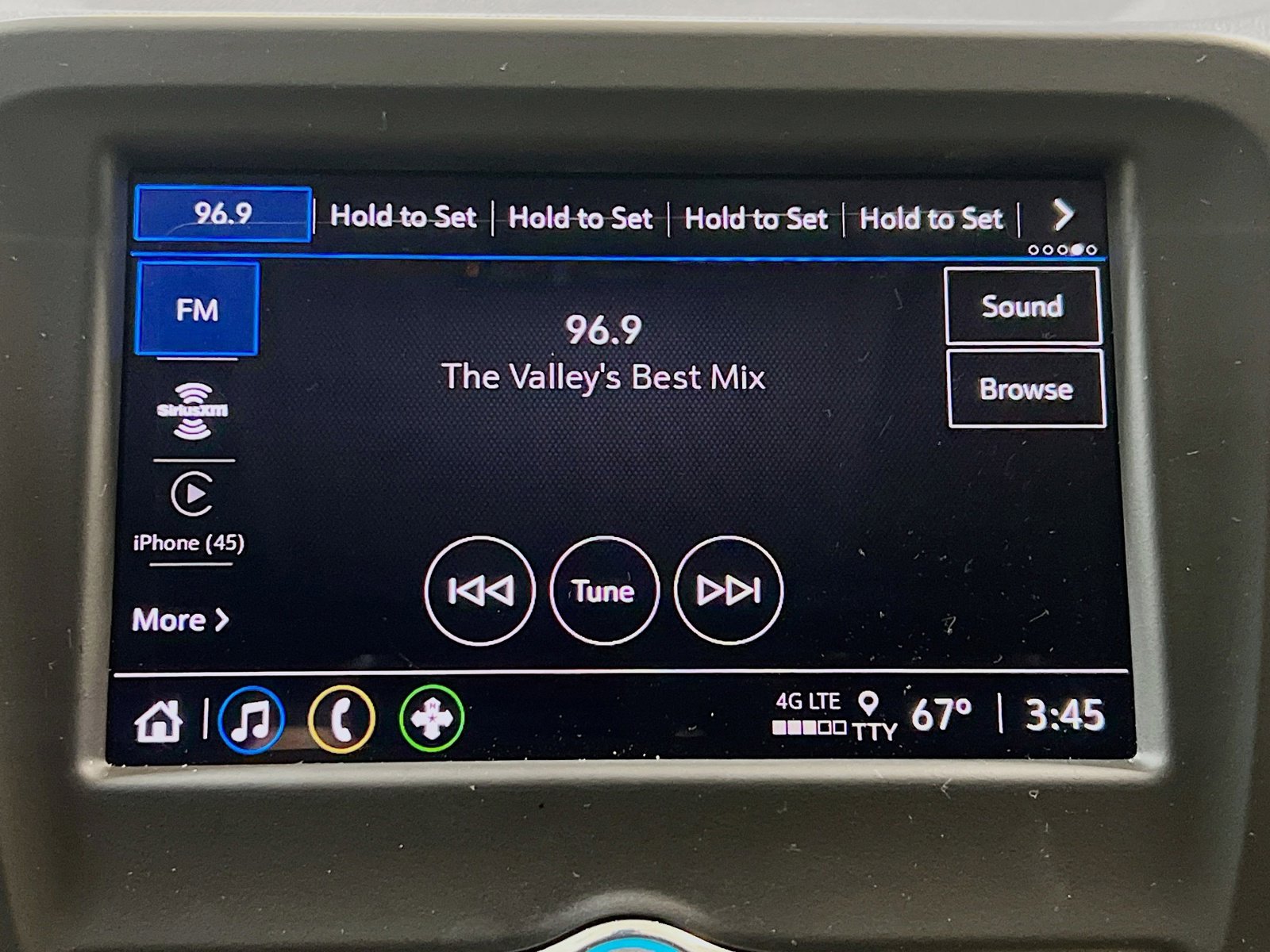 Used 2024 Chevrolet Equinox LS w/ Sport Edition image 10