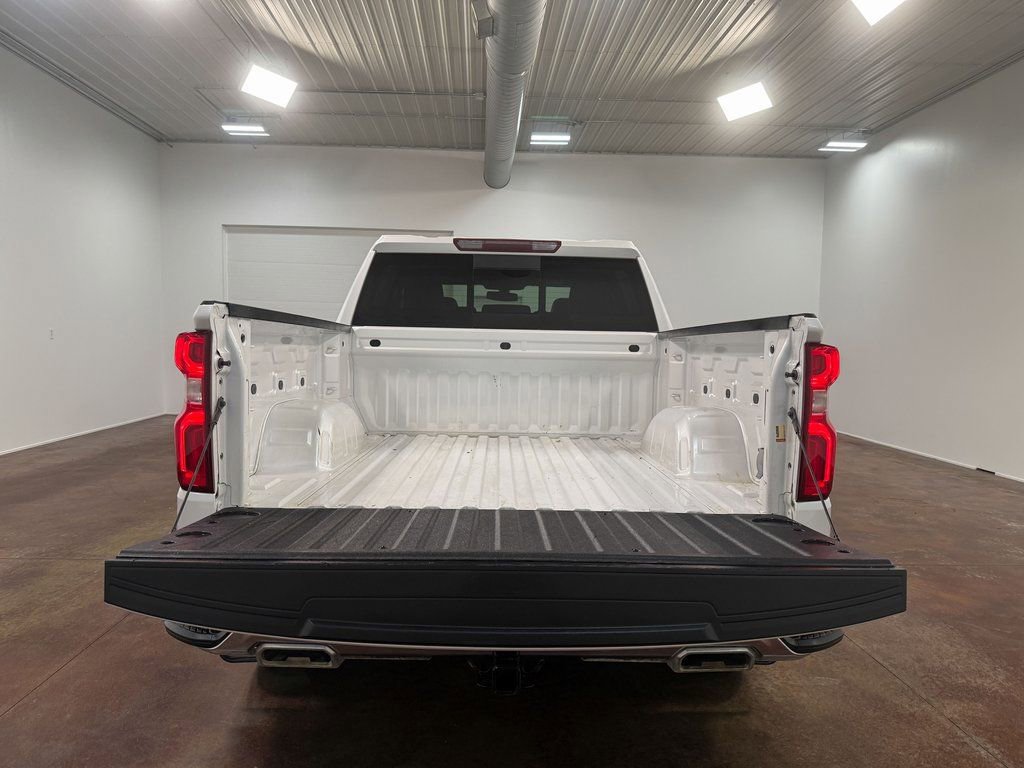 Used 2021 Chevrolet Silverado 1500 LTZ w/ Z71 Off-Road Package image 26