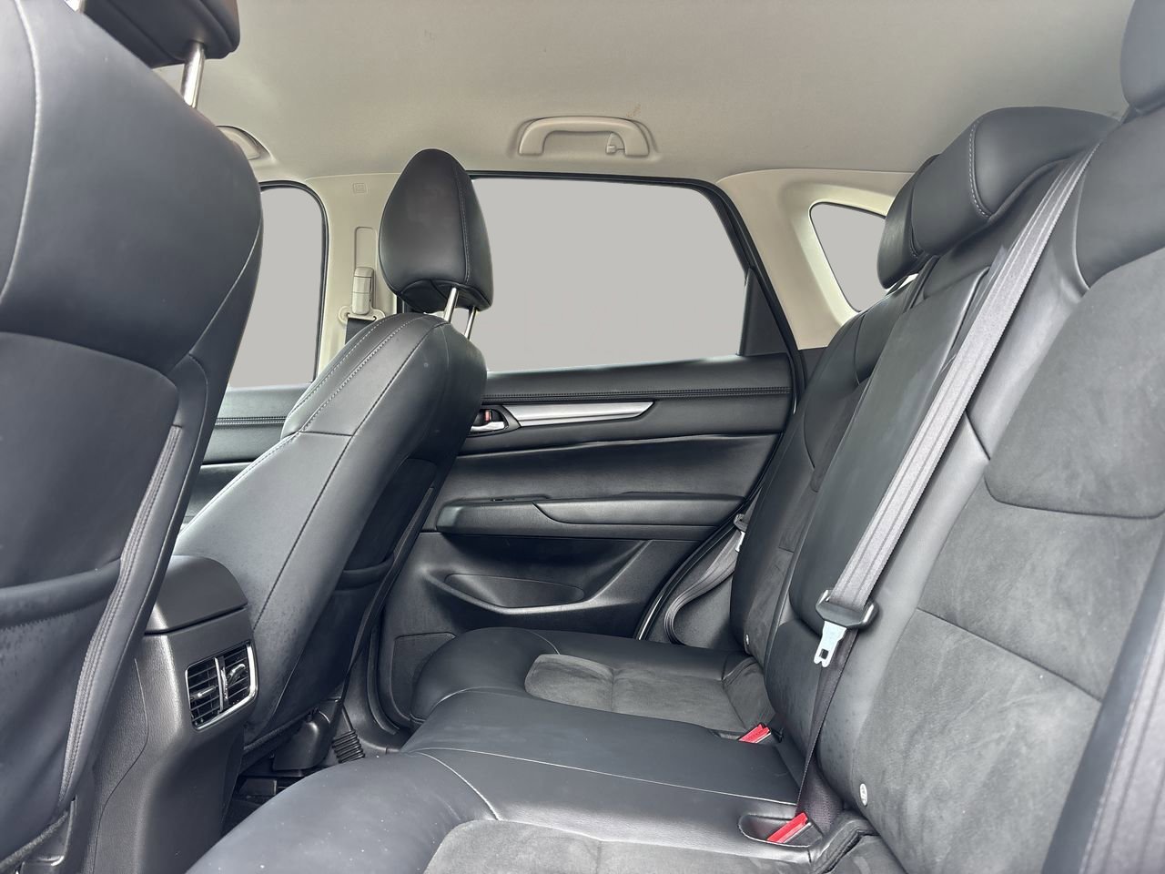 Used 2021 MAZDA CX-5 Touring FWD image 16