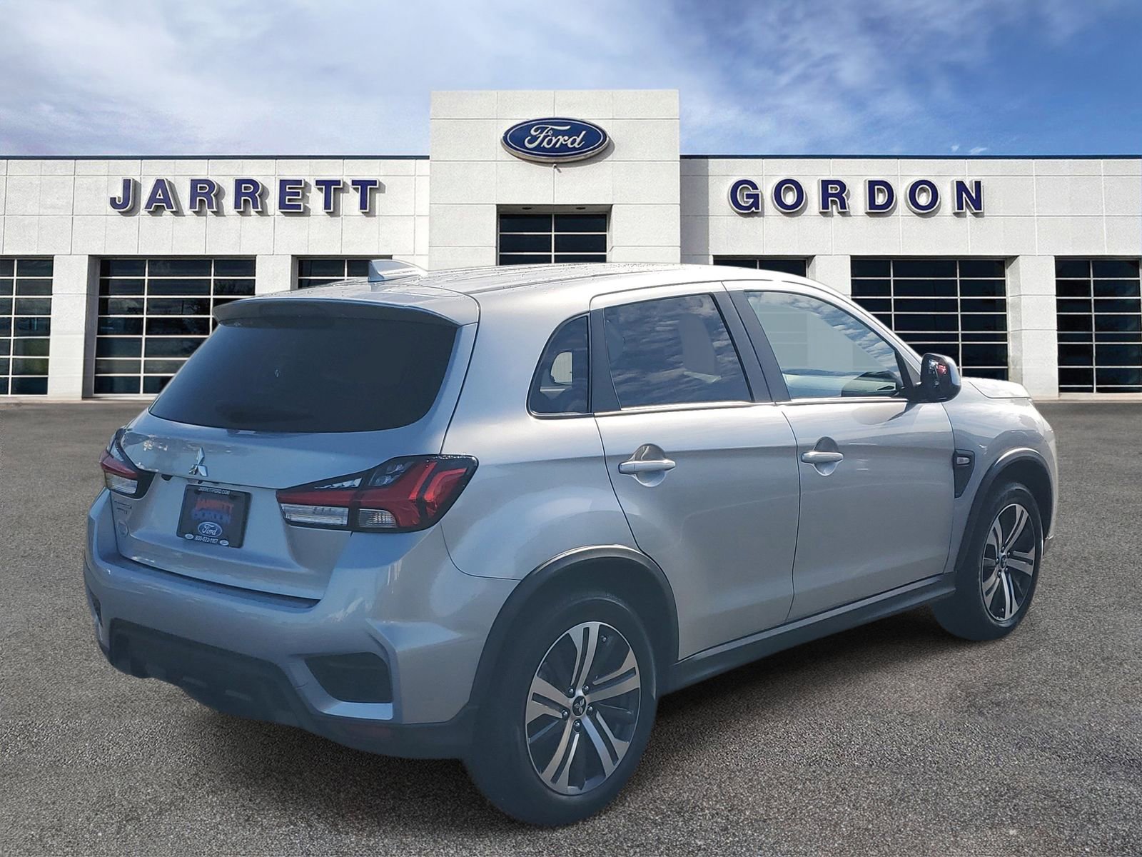 Used 2025 Mitsubishi Outlander Sport ES AWD/4WD image 4