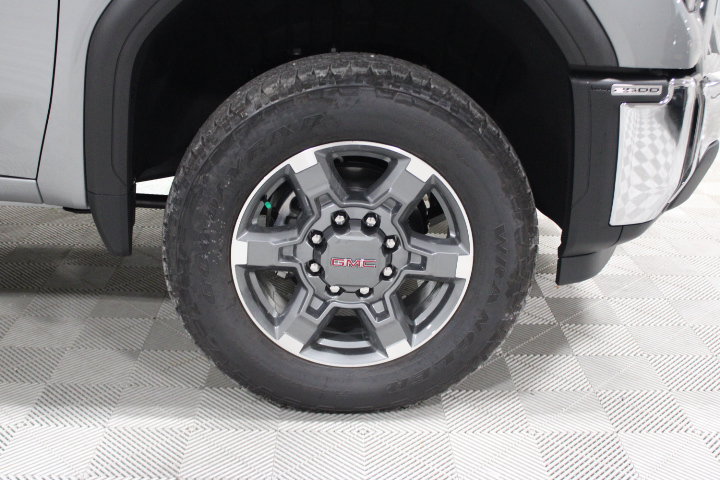 New 2026 GMC Sierra 2500 SLE w/ SLE Value Package; AWD/4WD image 47
