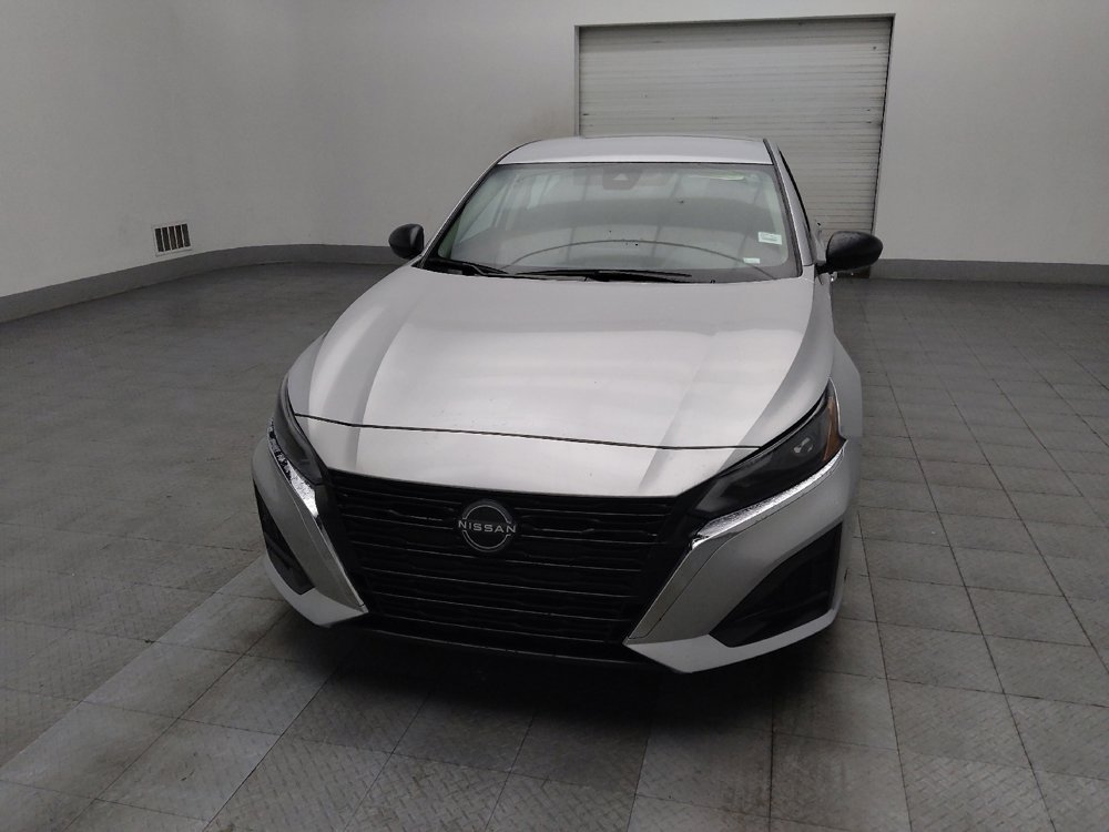 Used 2024 Nissan Altima 2.5 SV image 15