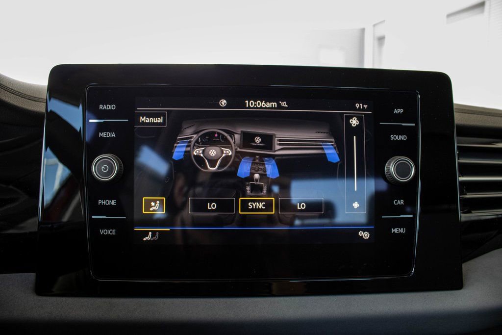 New 2025 Volkswagen Jetta SE image 38