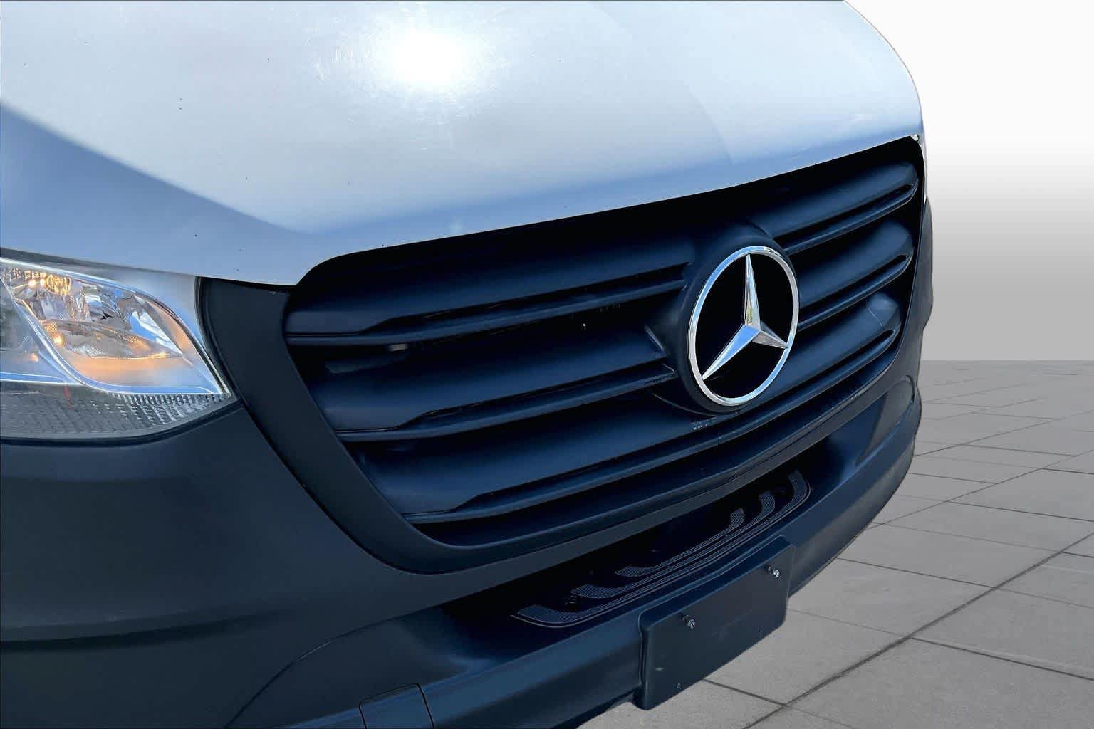Used 2020 Mercedes-Benz Sprinter 2500 image 31
