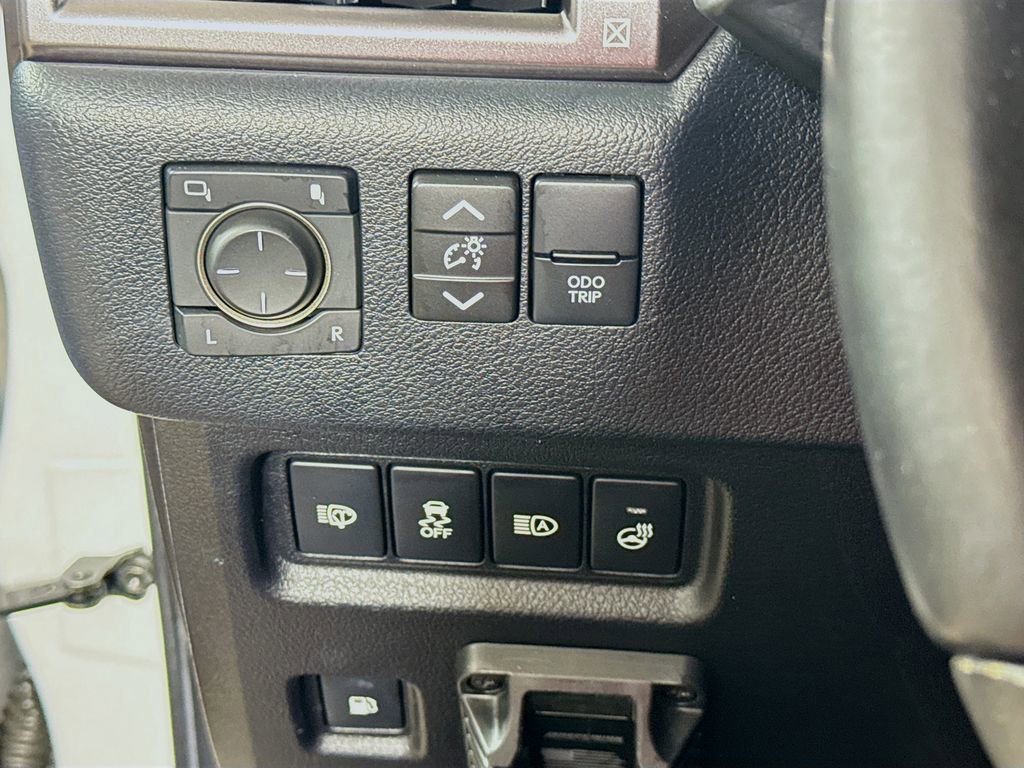 Used 2022 Lexus GX 460 w/ Black Line Special Edition AWD/4WD image 10