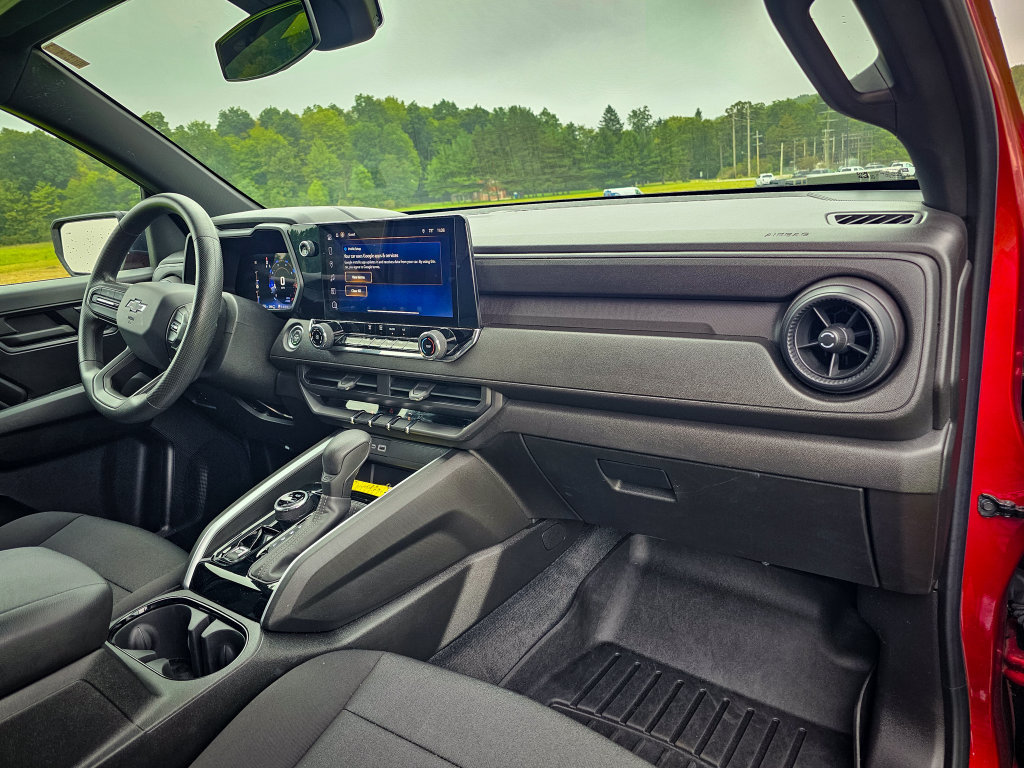 Used 2023 Chevrolet Colorado Trail Boss AWD/4WD image 37