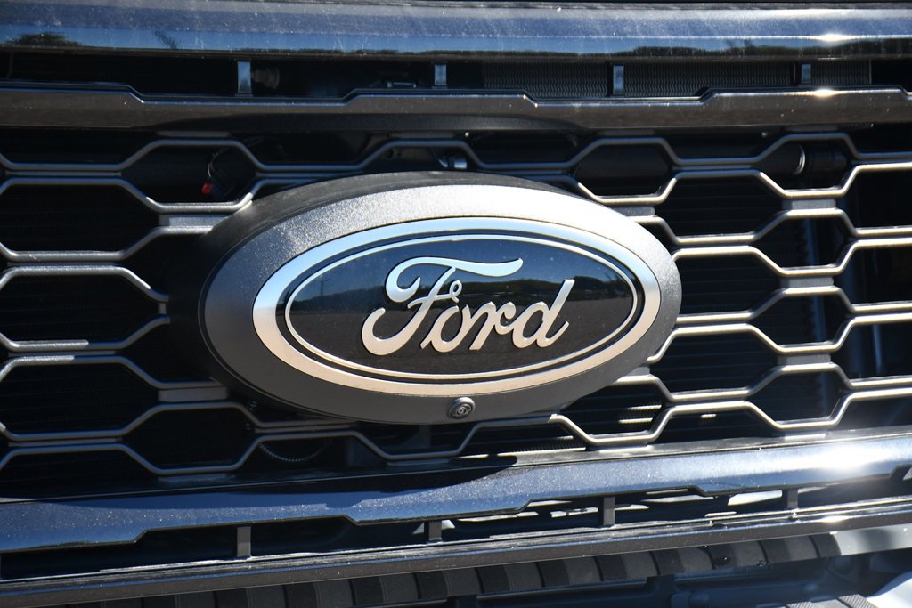 New 2026 Ford F350 4x4 Crew Cab Super Duty image 36