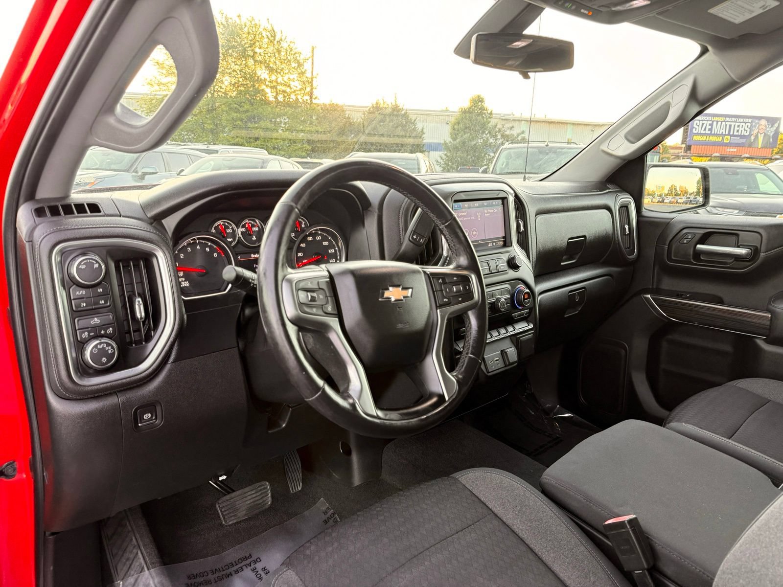 Used 2019 Chevrolet Silverado 1500 LT w/ All-Star Edition AWD/4WD image 19