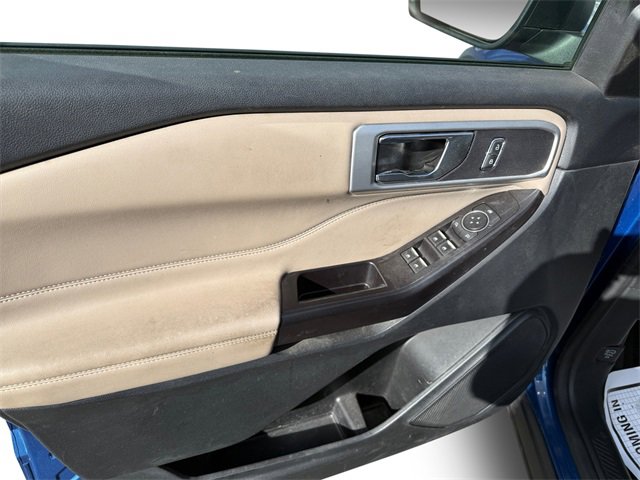 Used 2020 Ford Explorer XLT w/ Equipment Group 202A image 11