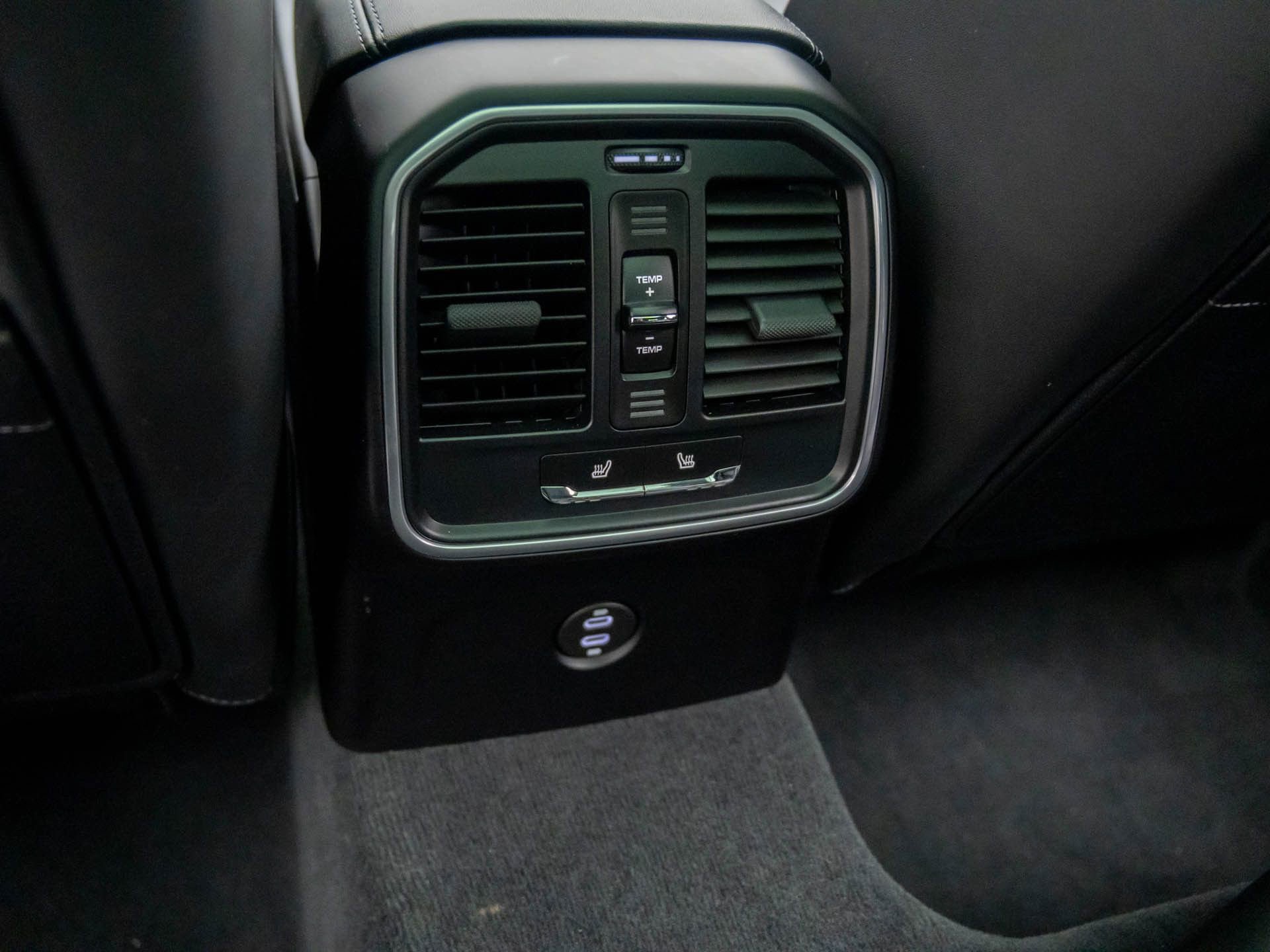 Certified 2022 Porsche Macan S image 20