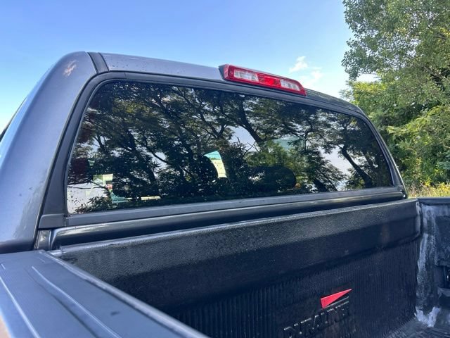 Used 2018 Toyota Tundra SR5 w/ TRD Off Road Package AWD/4WD image 16