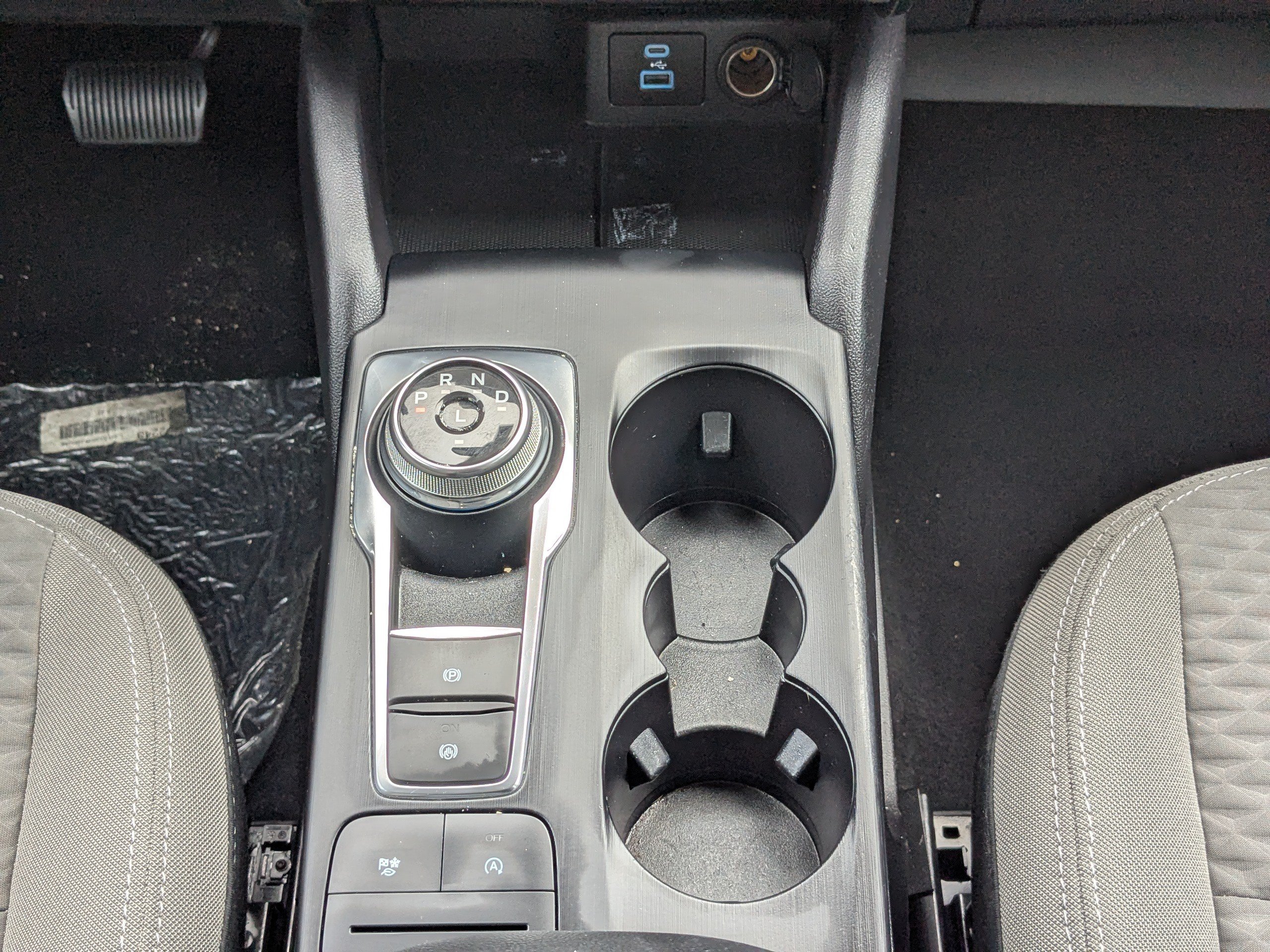 Used 2022 Ford Escape SE FWD image 22