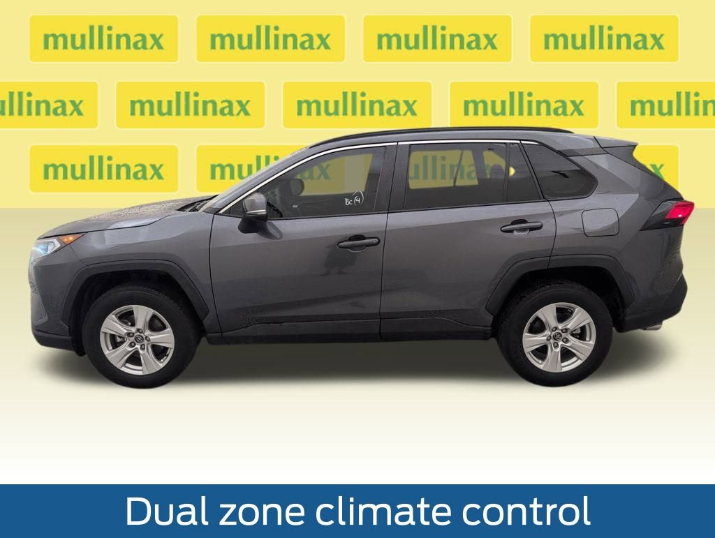 Used 2021 Toyota RAV4 XLE image 13