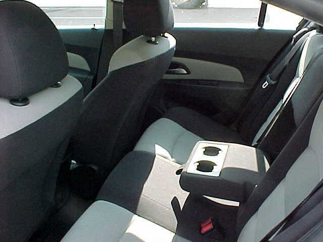 Used 2013 Chevrolet Cruze LS image 14