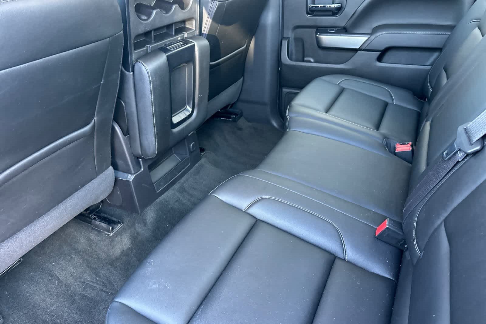 Used 2016 Chevrolet Silverado 1500 LT w/ All Star Edition image 4