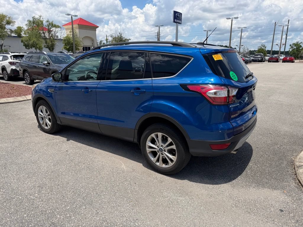 Used 2017 Ford Escape SE w/ Equipment Group 201A AWD/4WD image 7