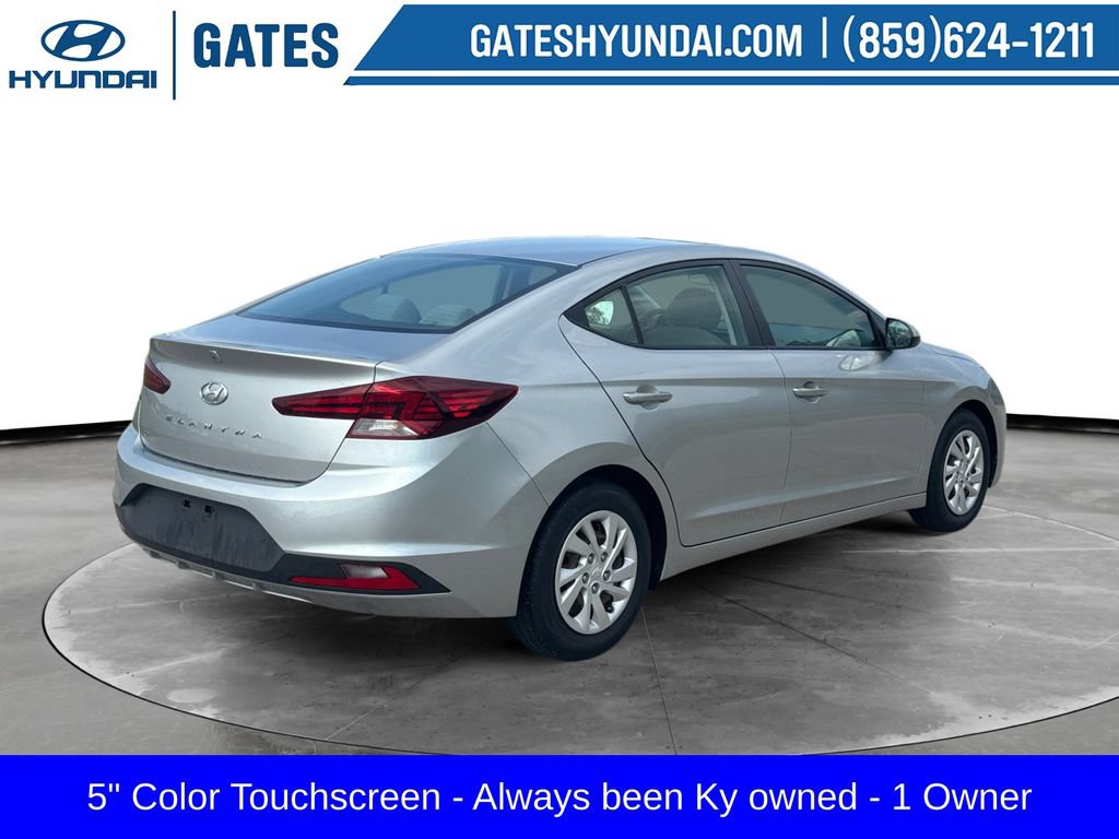 Used 2020 Hyundai Elantra SE FWD image 2