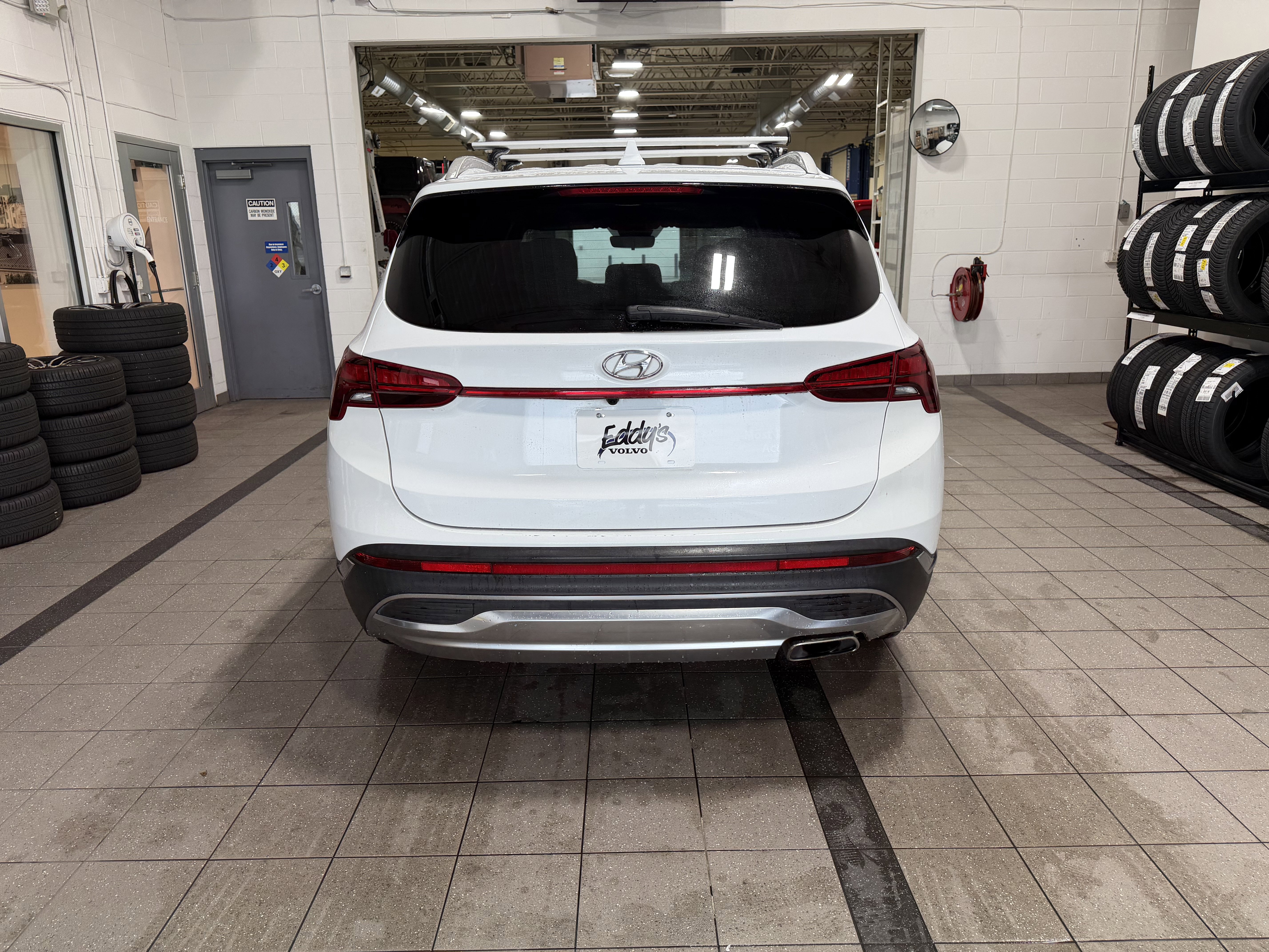 Used 2021 Hyundai Santa Fe SEL FWD image 8
