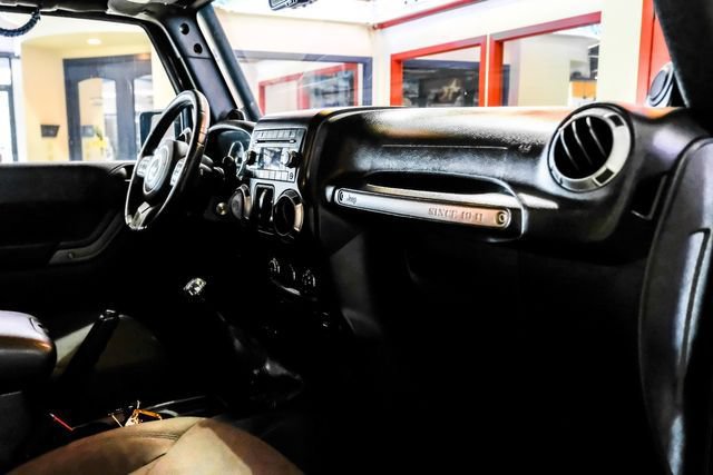 Used 2014 Jeep Wrangler Sport w/ Quick Order Package 23S AWD/4WD image 13