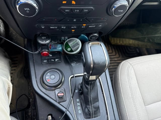 Used 2019 Ford Ranger XLT w/ Equipment Group 301A Mid AWD/4WD image 13