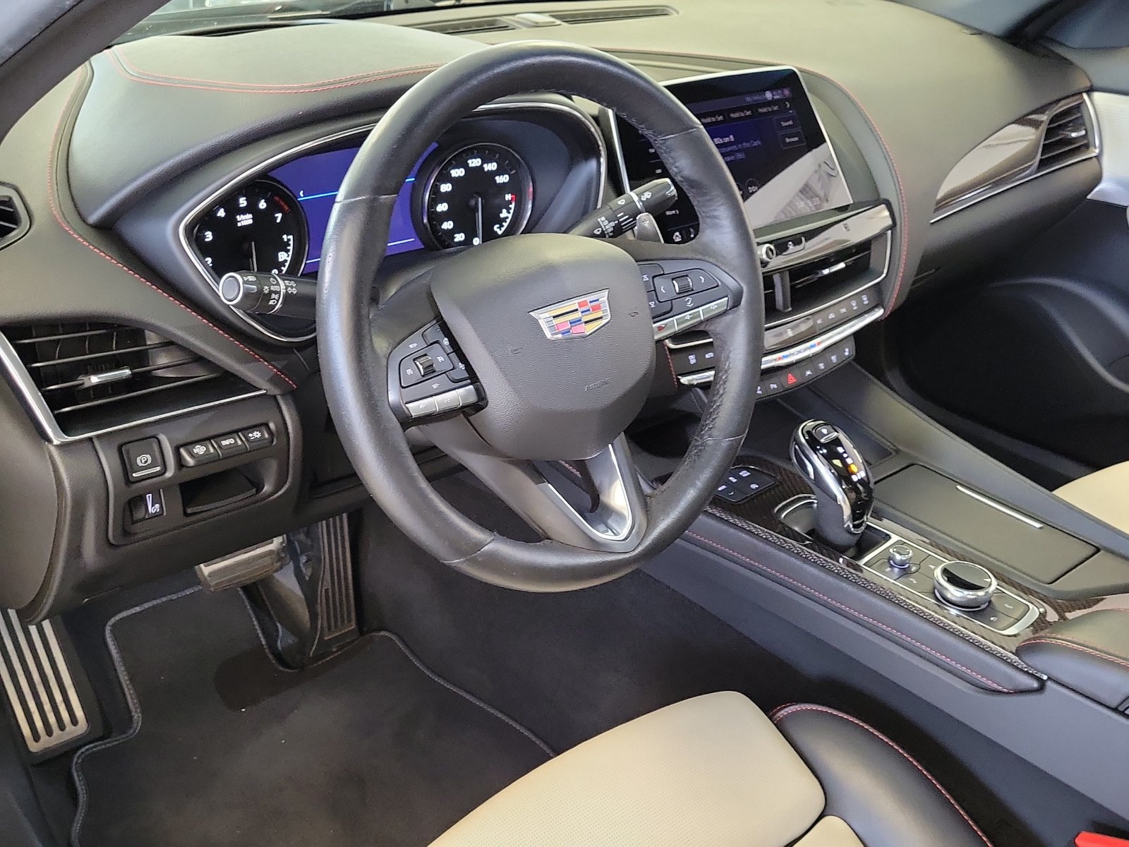 Used 2020 Cadillac CT5 V w/ Premium Package RWD image 8