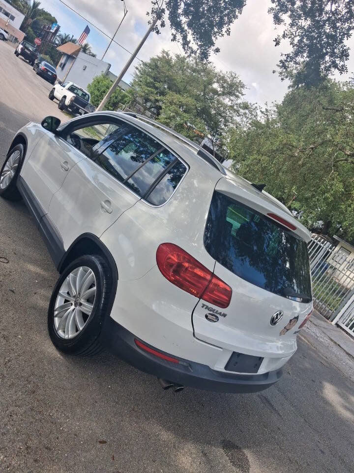 Used 2014 Volkswagen Tiguan SE FWD image 2