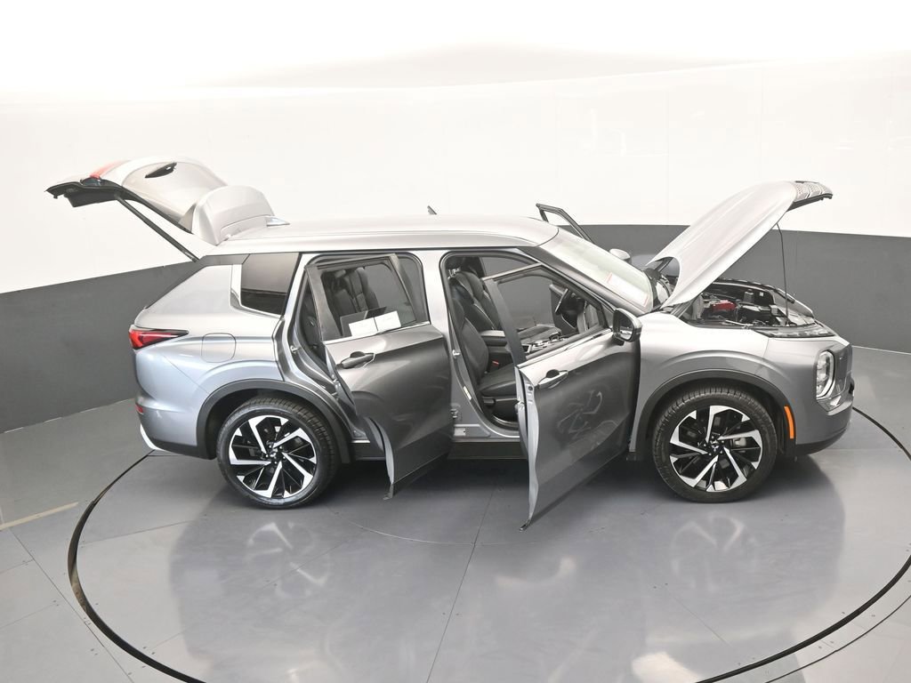 Used 2022 Mitsubishi Outlander SE image 75